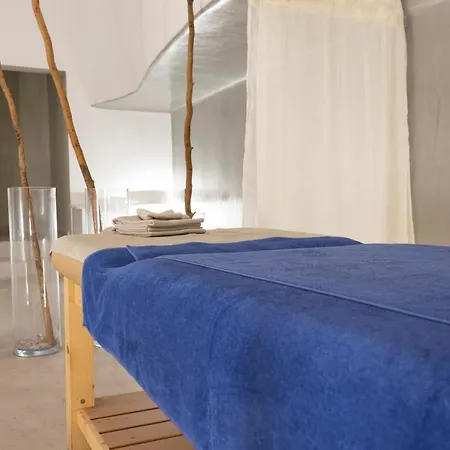 Hotel Cavo Bianco Boutique & 5*